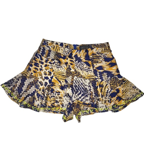 ASTR The Label Women's Abstract Animal Print Ruffle Shorts Sz Small Boho Chic